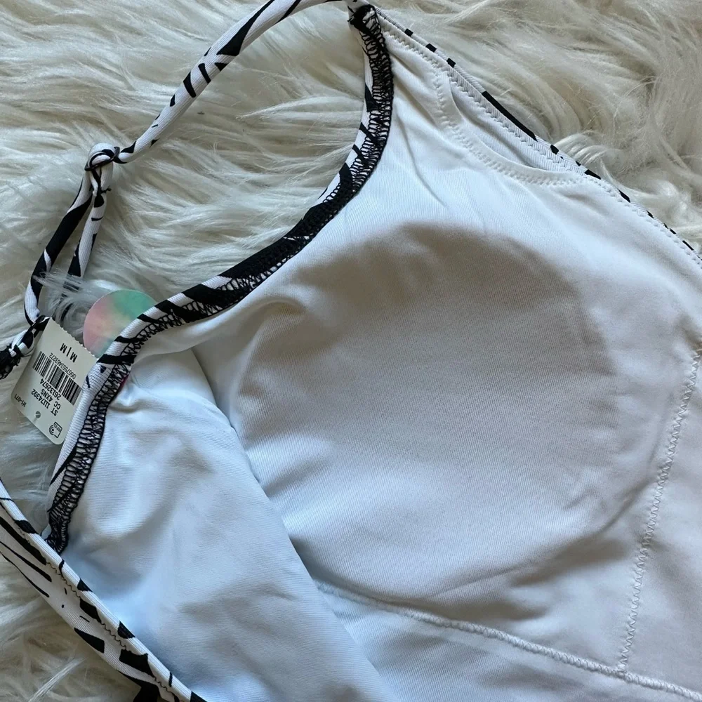 VS PINK gym to swim one piece suit - Picture 8 of 14